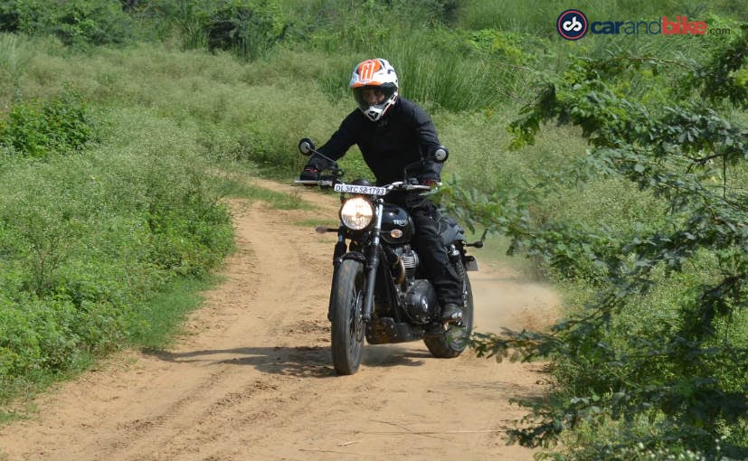 triumph street scrambler off road